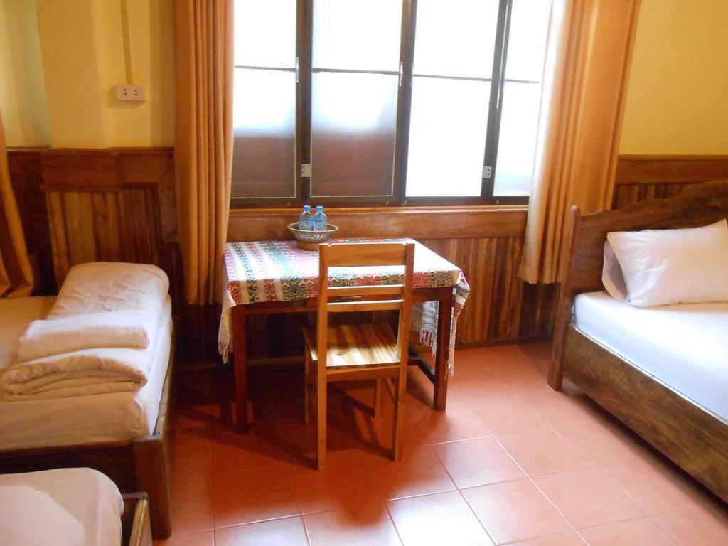 Zuela Guesthouse لوانغ نامثا المظهر الخارجي الصورة