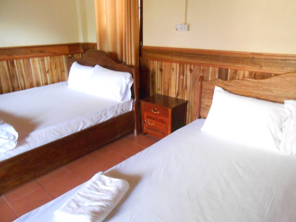 Zuela Guesthouse لوانغ نامثا المظهر الخارجي الصورة