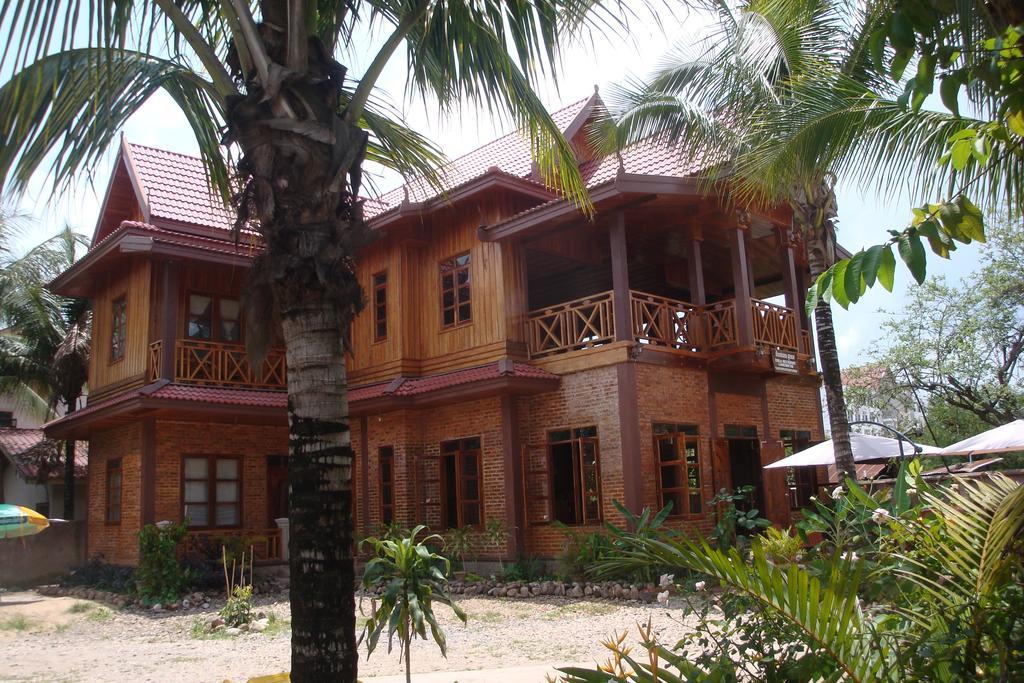 Zuela Guesthouse لوانغ نامثا المظهر الخارجي الصورة